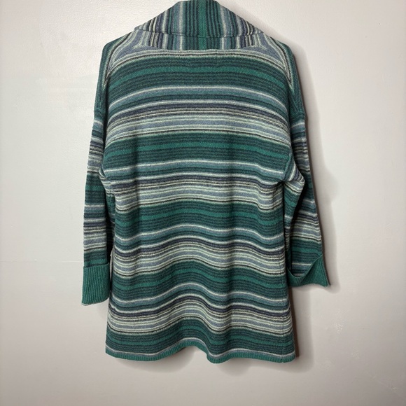 Woolrich Women’s Cardigan Sweater - Picture 3 of 3